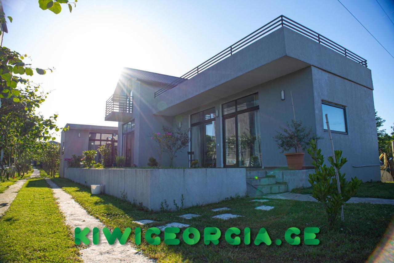 Kiwi Georgia Villa Kobuleti Bagian luar foto